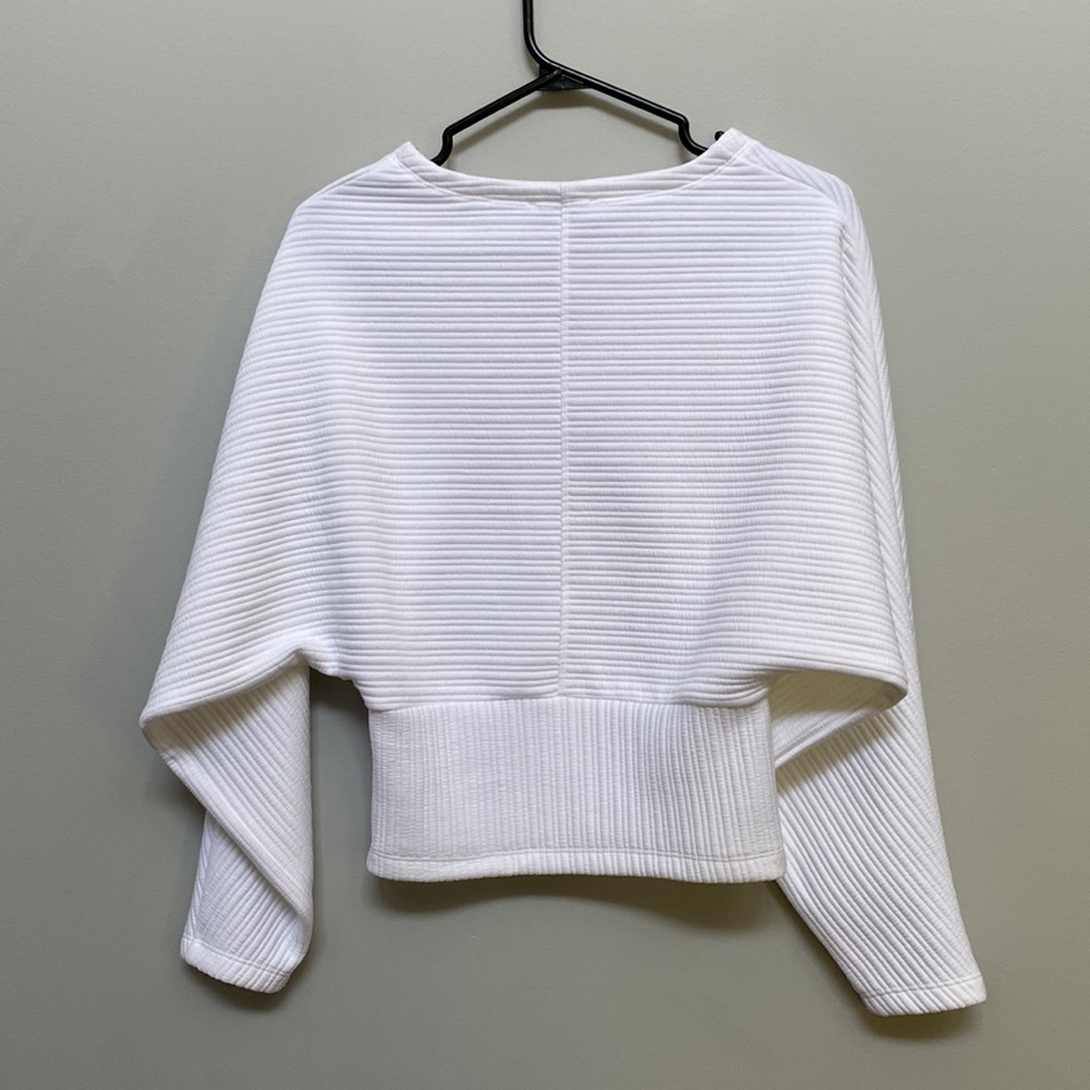 ❗️SOLD❗️ Babaton Hal Sweater Size XS - Picture 6 of 11